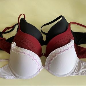 **SOLD ON MERC** BUNDLE aerie push up bras